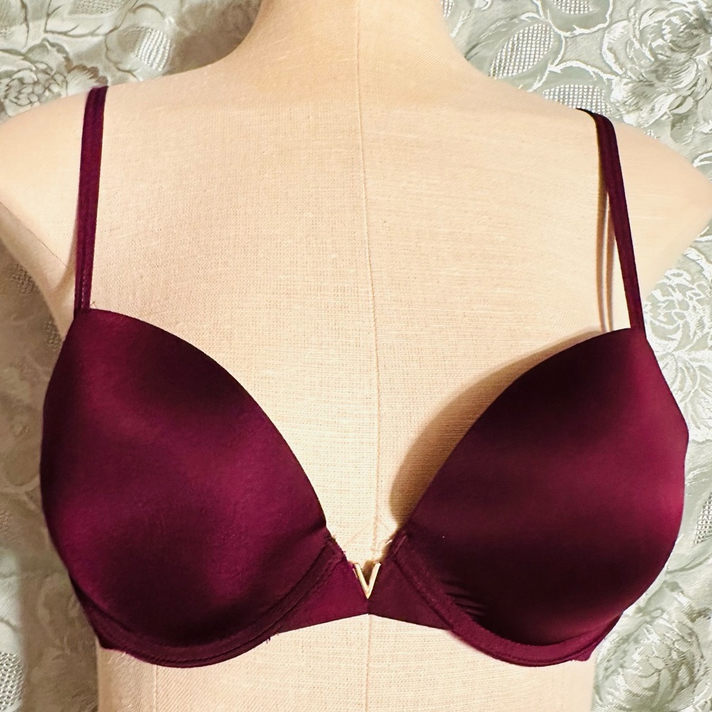 Victoria's Secret Plunge Bra